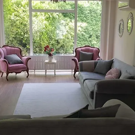 Guzide 2 Villa