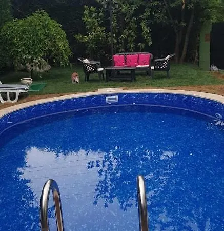 Guzide 2 Villa