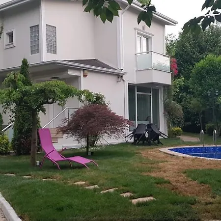 Guzide 2 Villa